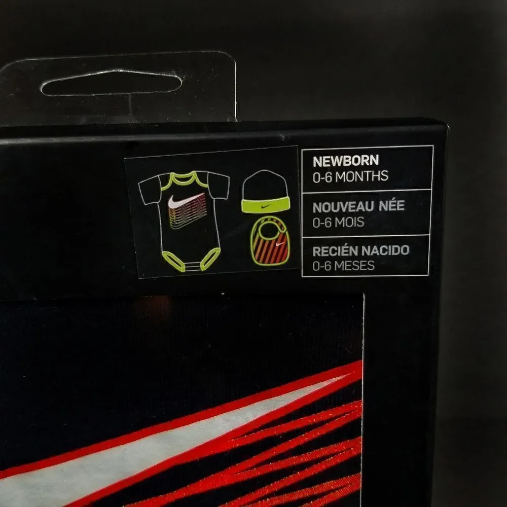 Nike Black Green and Orange 3 Piece Infant…